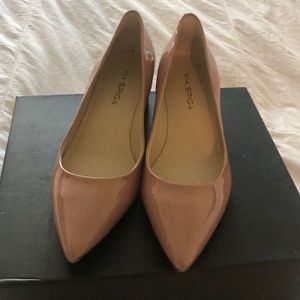 Via Spiga Patent shoes